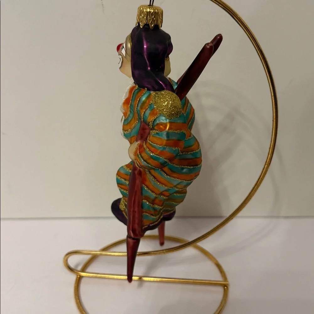 GERMAN HAMBURGER WEIHNACHTSKONTOR GLASS HOLIDAY ORNAMENT CLOWN ON STILTS MULTI